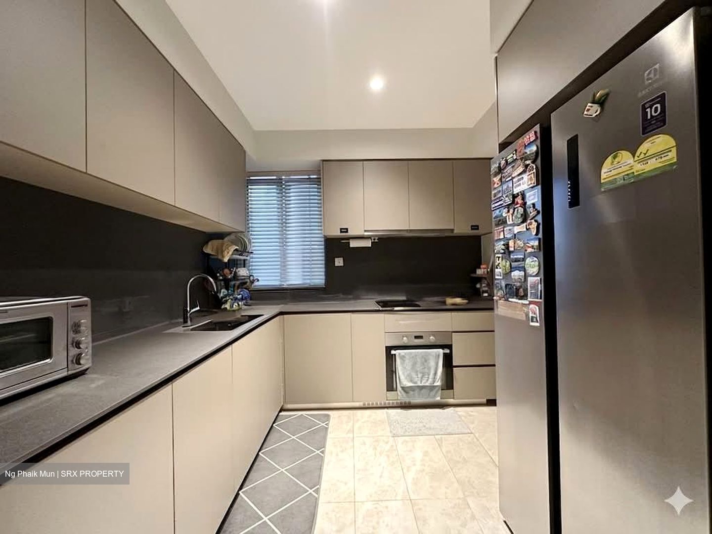The Florence Residences (D19), Apartment #569749171